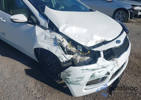 2016 Kia Forte Lx из США, поврежденный, VIN KNAFK5A88G5623124